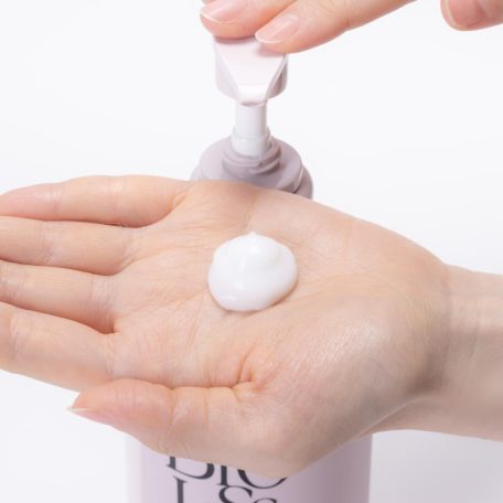 Kosé - Bioliss Pure Retouch Moist Shine Conditioner (hajkondícionáló) (480ml)